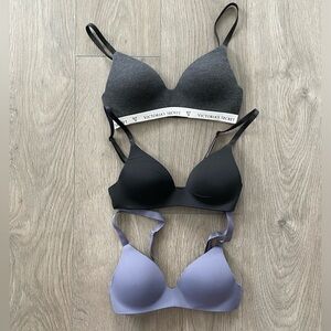 30B Victoria's Secret lightly lined wireless t-shirt bras